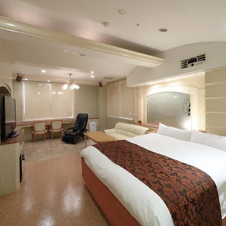 Hotel Fine Garden Toyonaka Osaka International Itami Airport (Adults Only) Exterior photo
