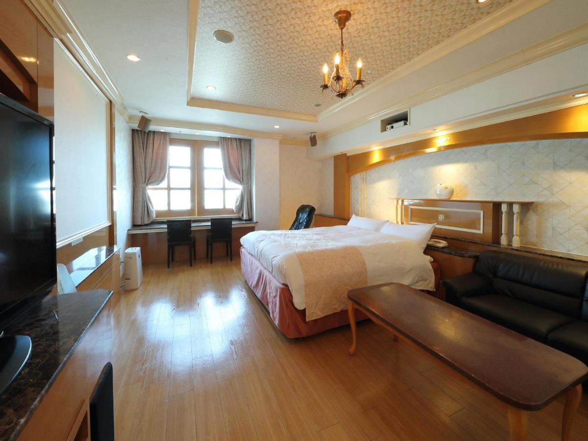 Fine Garden Osaka International Itami Airport (adults Only) 4*
