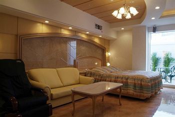 Love hotel Fine Garden Osaka International Itami Airport (adults Only) Toyonaka